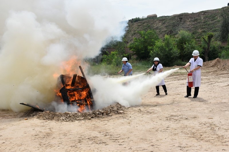 1531809439641001935.jpg 1531809439641001935.jpg