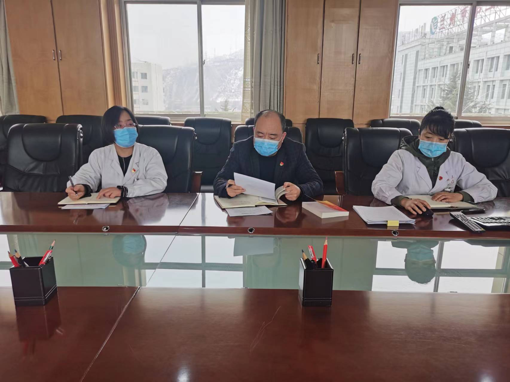 1677482995126016032.png 图片2.png