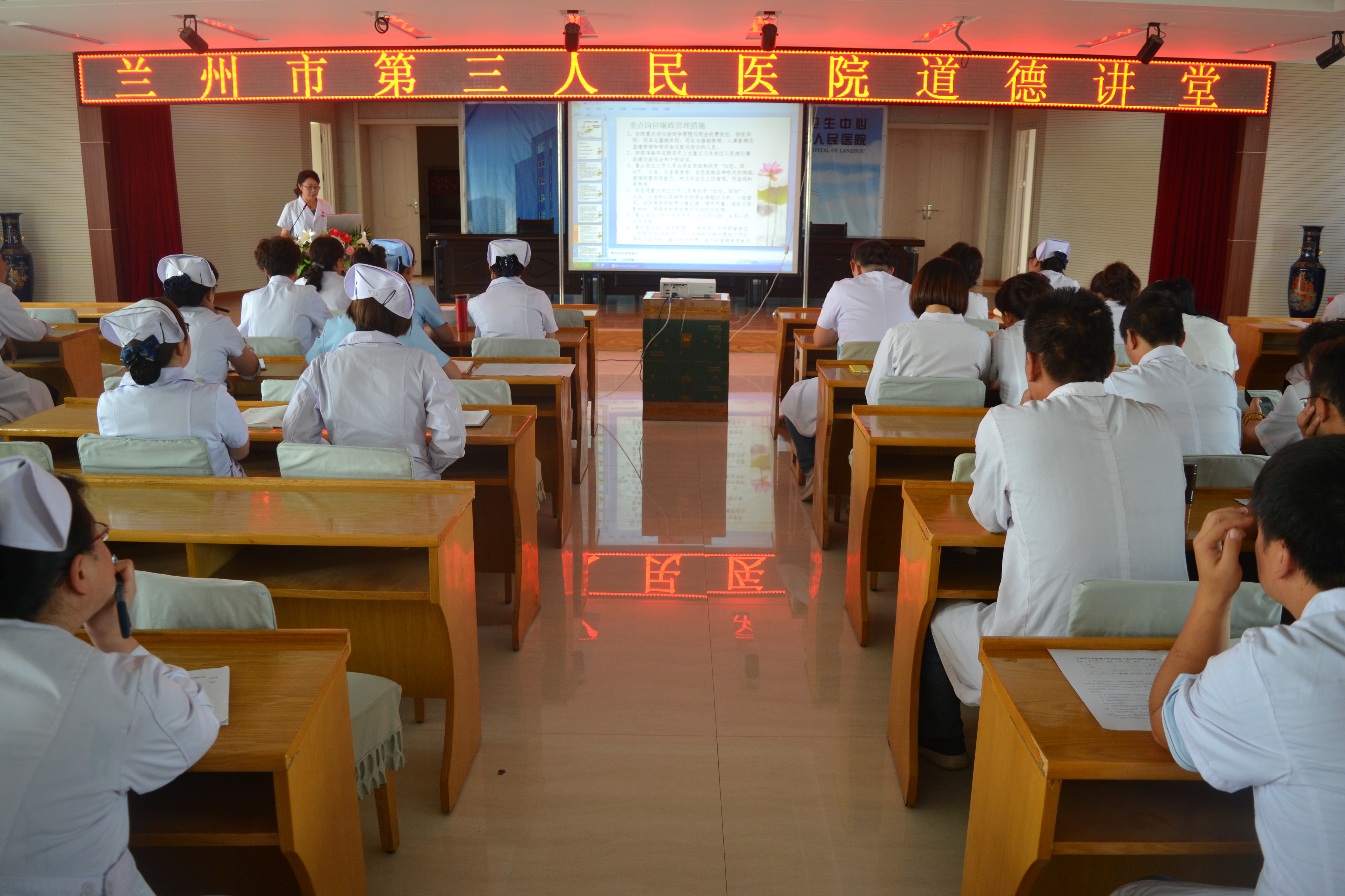 DSC_0213.jpg DSC_0213.jpg